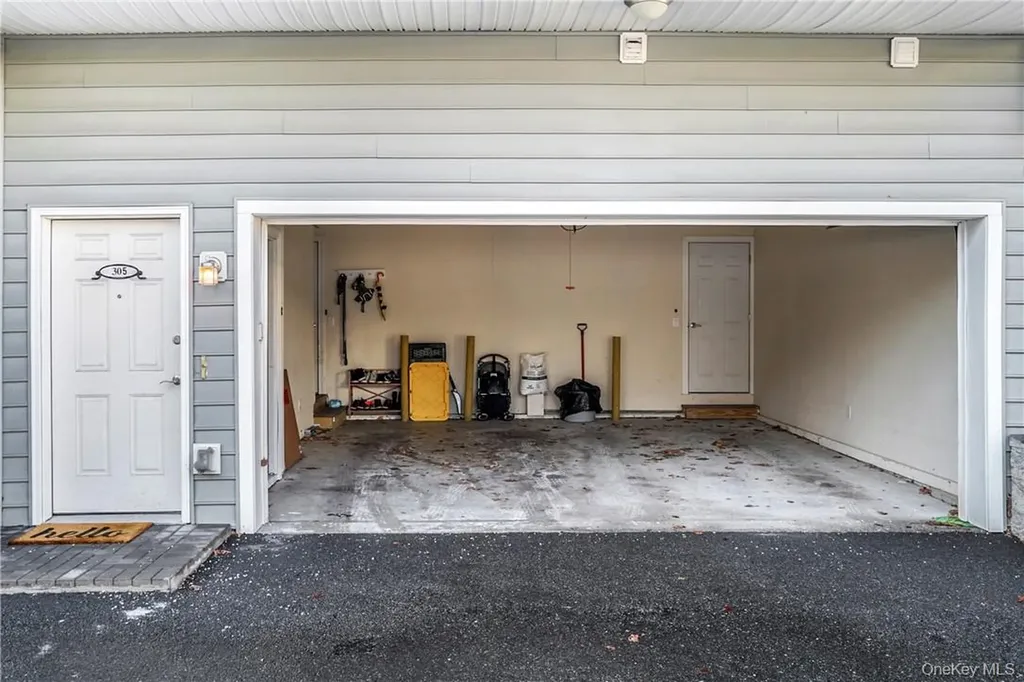 297 W Post Road White Plains NY 10606