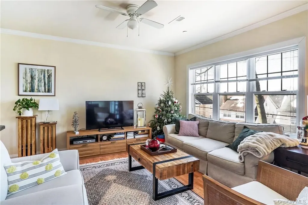 297 W Post Road White Plains NY 10606