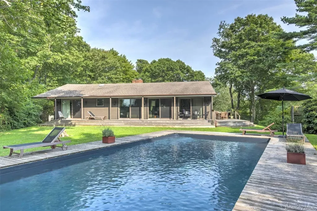 495 Maple Lane Orient NY 11957