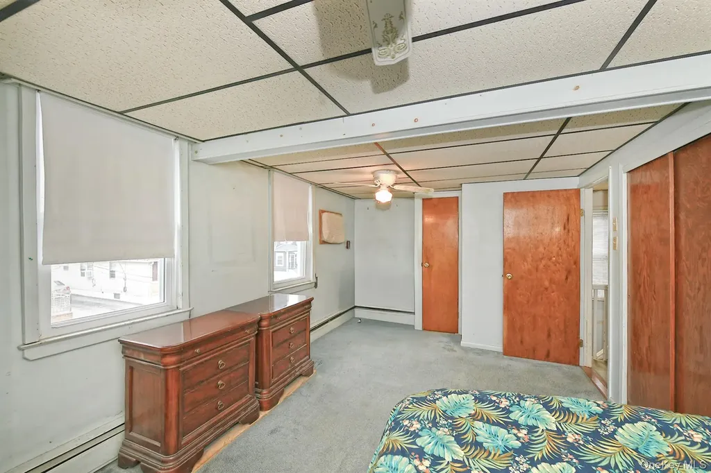 86 Gotham Avenue Elmont NY 11003