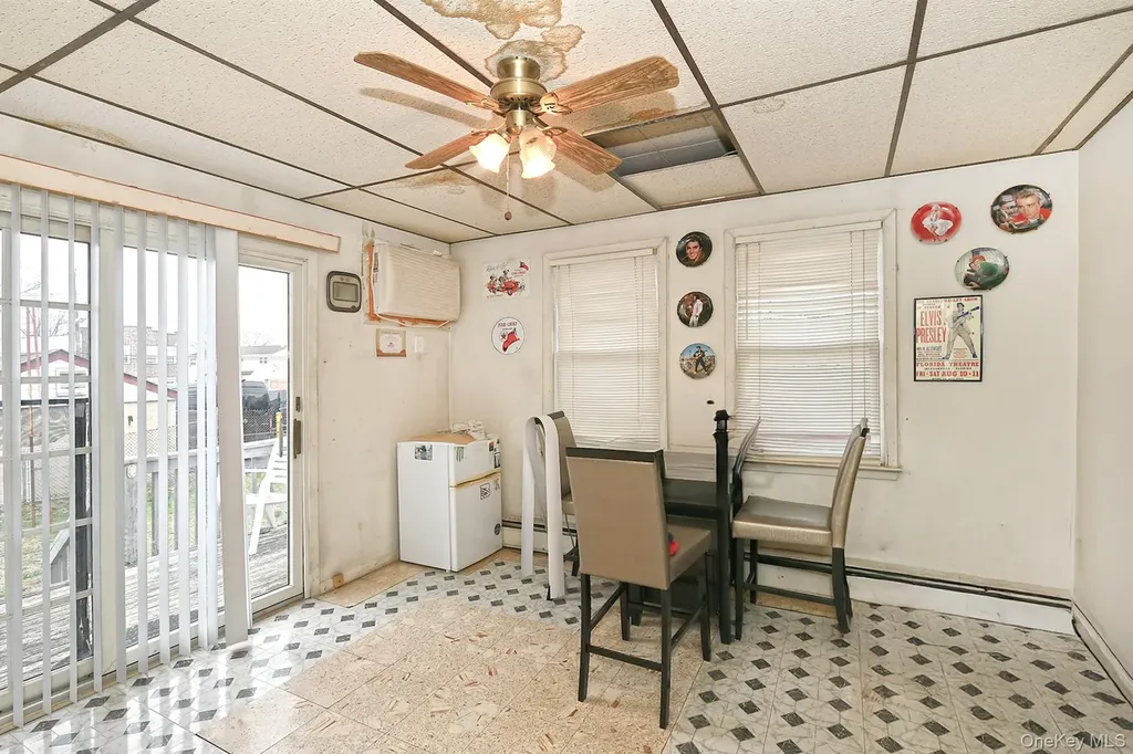86 Gotham Avenue Elmont NY 11003
