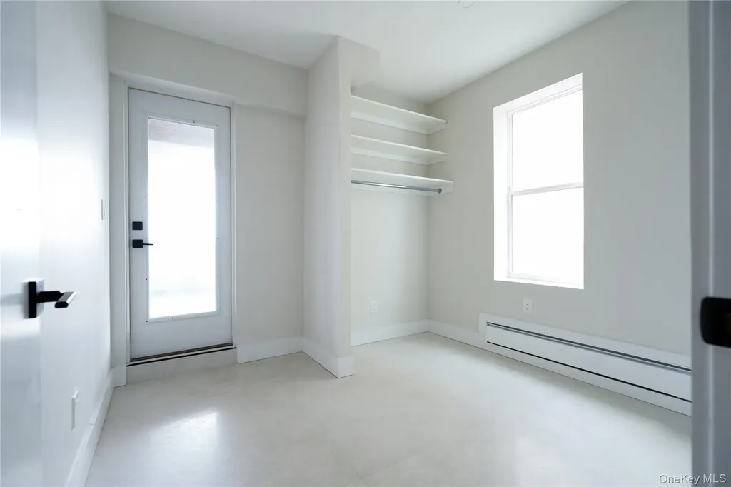315 1j W Broadway Long Beach NY 11561