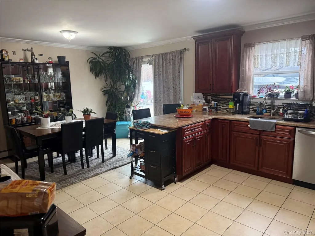 2 1st Street Coram NY 11727