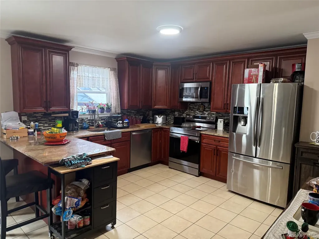 2 1st Street Coram NY 11727
