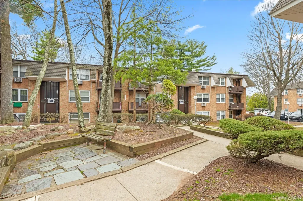 180 Kearsing Parkway Monsey NY 10952