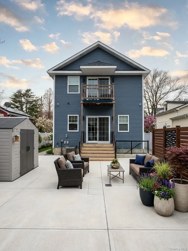599 Park Avenue West Hempstead NY 11552