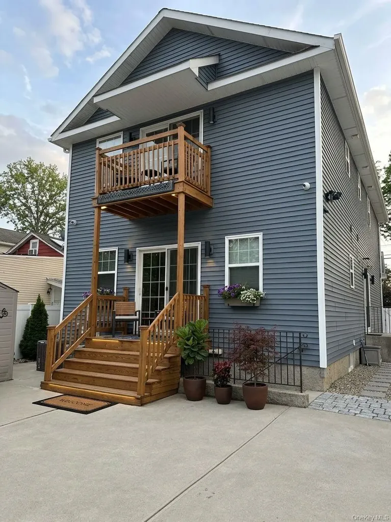 599 Park Avenue West Hempstead NY 11552
