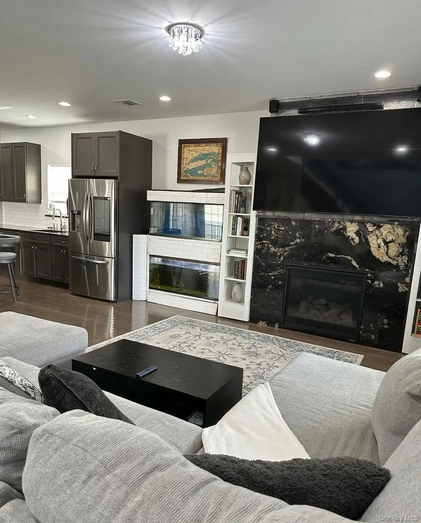 599 Park Avenue West Hempstead NY 11552