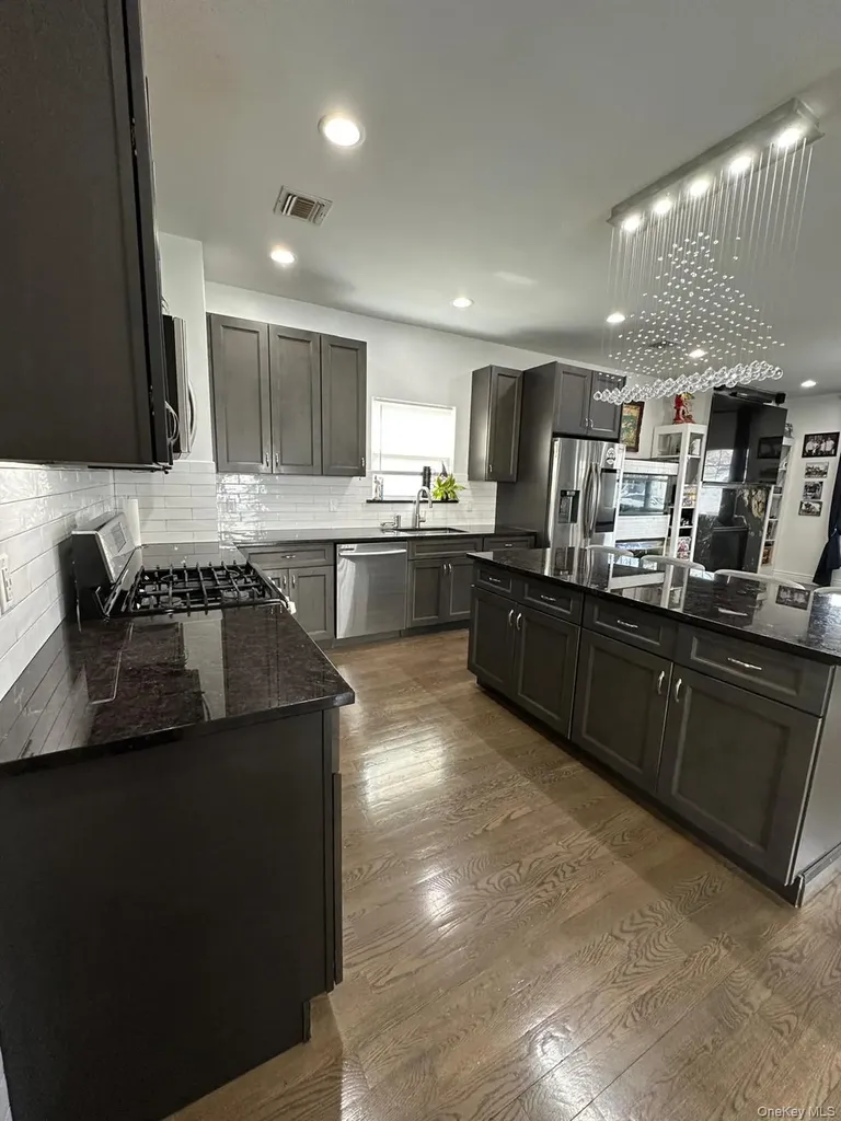 599 Park Avenue West Hempstead NY 11552