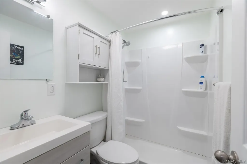 503 Weeks Avenue Manorville NY 11949