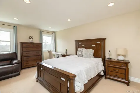 503 Weeks Avenue Manorville NY 11949