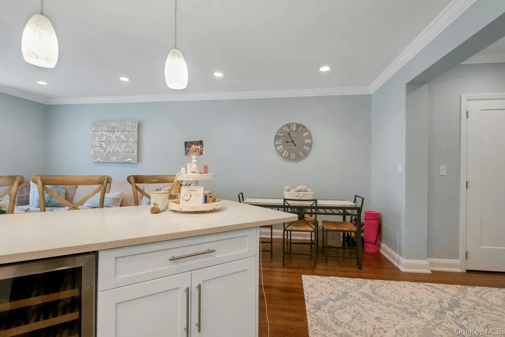 101 Old Mamaroneck Road White Plains NY 10605