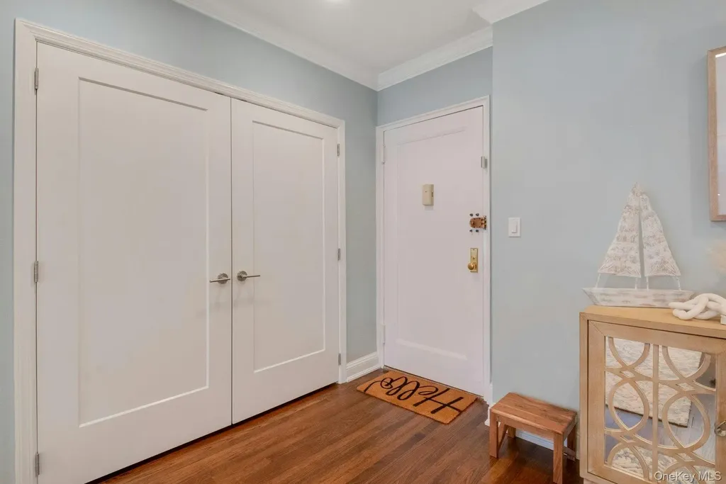 101 Old Mamaroneck Road White Plains NY 10605