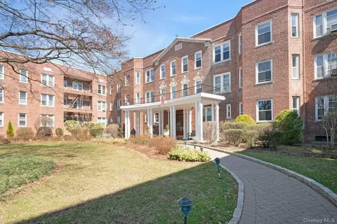 101 Old Mamaroneck Road White Plains NY 10605