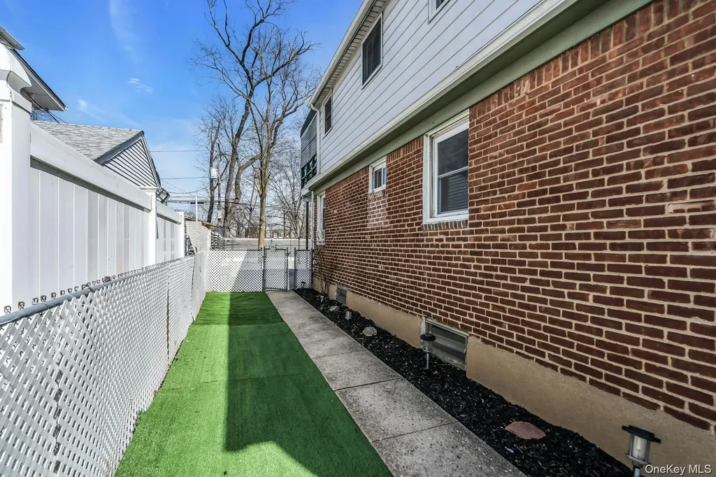 30 Norfolk Drive E Elmont NY 11003