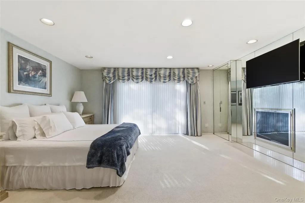 30 Yale Drive Manhasset NY 11030