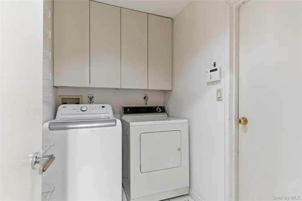 30 Yale Drive Manhasset NY 11030