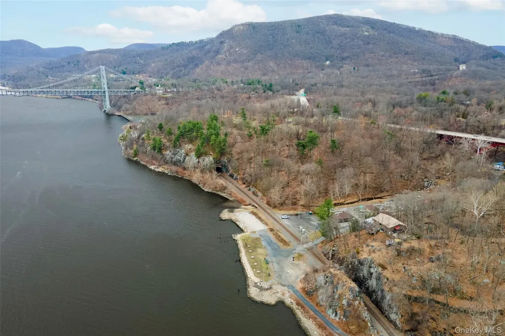 65 Mine Dock Road Fort Montgomery NY 10922