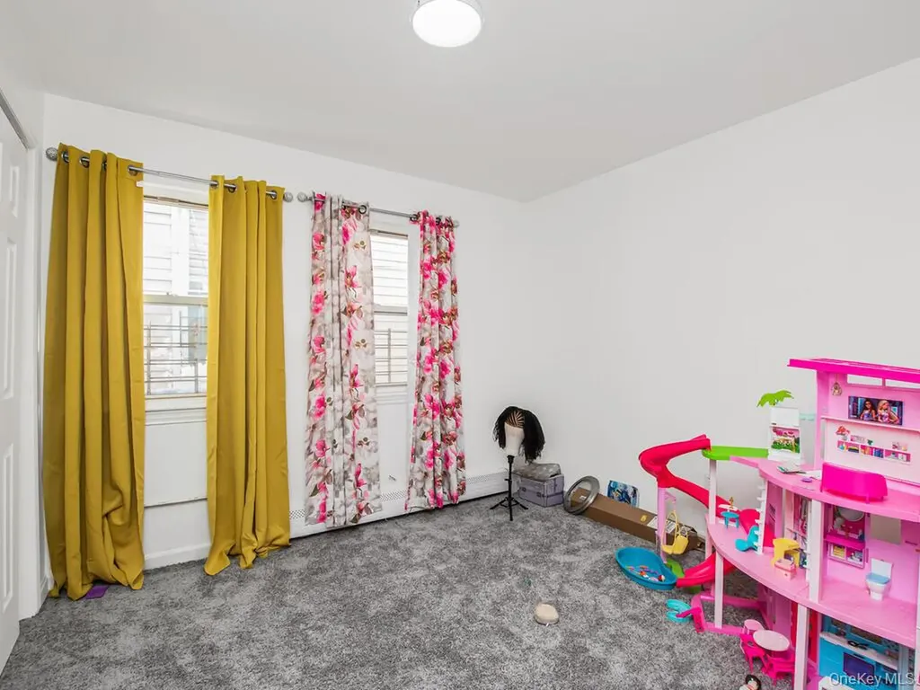 819 E 223rd Street Bronx NY 10466