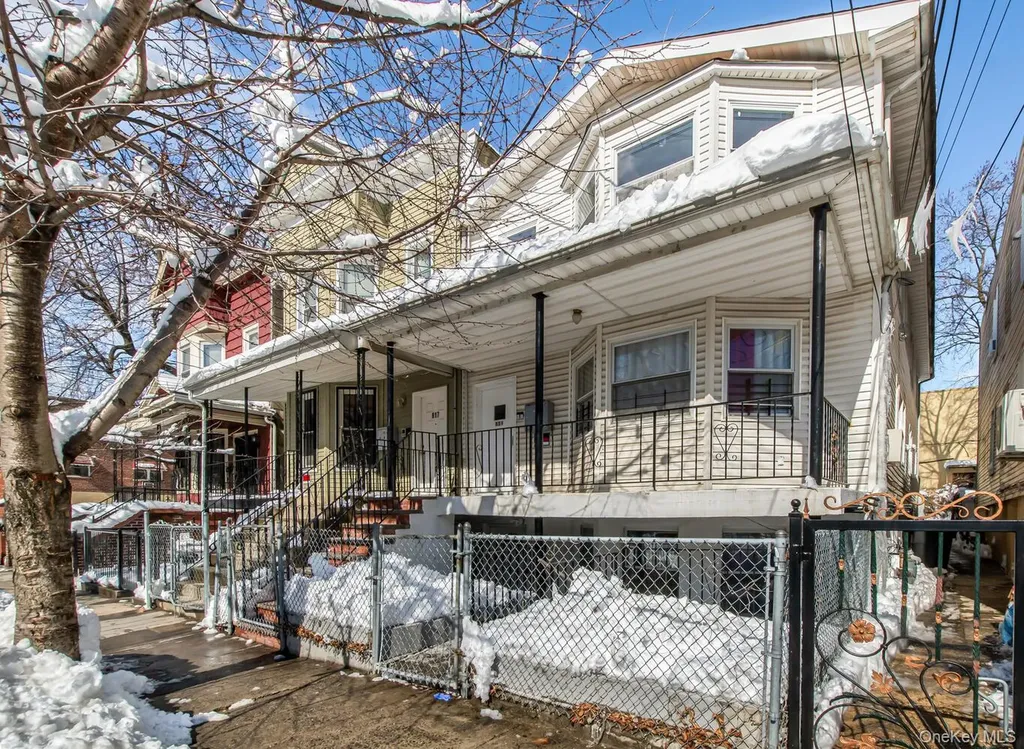 819 E 223rd Street Bronx NY 10466