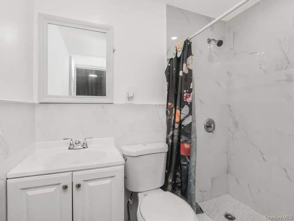 819 E 223rd Street Bronx NY 10466