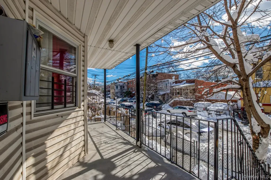 819 E 223rd Street Bronx NY 10466