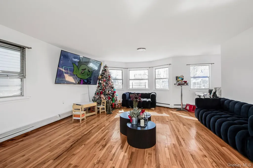 819 E 223rd Street Bronx NY 10466