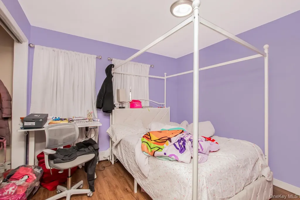 819 E 223rd Street Bronx NY 10466