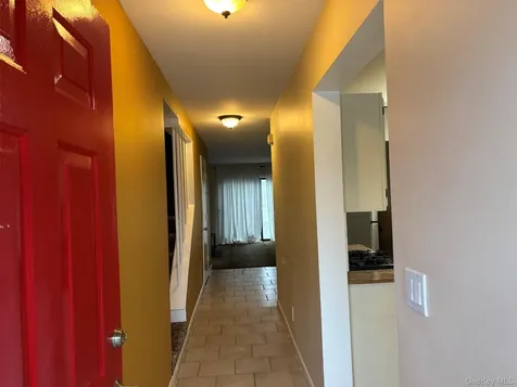 92 Lake Ridge Cove Mohegan Lake NY 10547