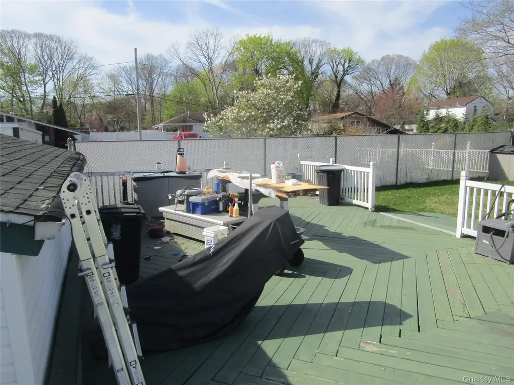 116 Holly Road Centereach NY 11720