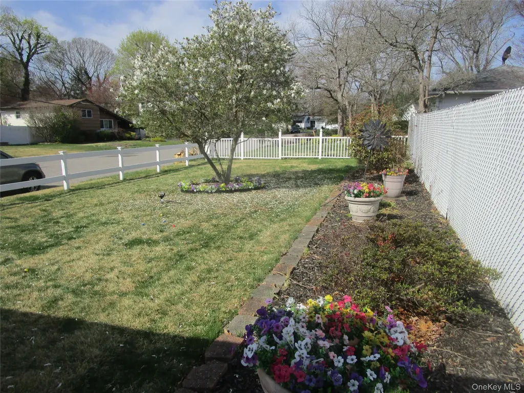 116 Holly Road Centereach NY 11720