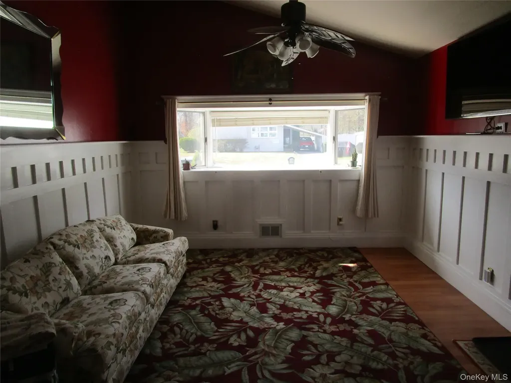 116 Holly Road Centereach NY 11720