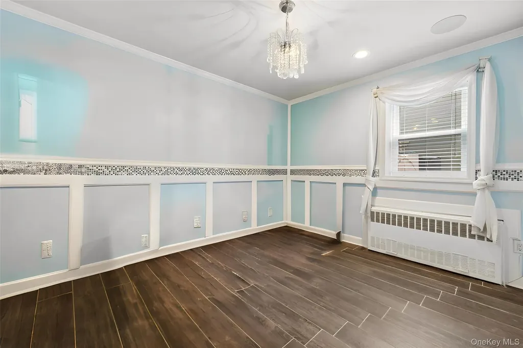 504 Merrick Road Lynbrook NY 11563