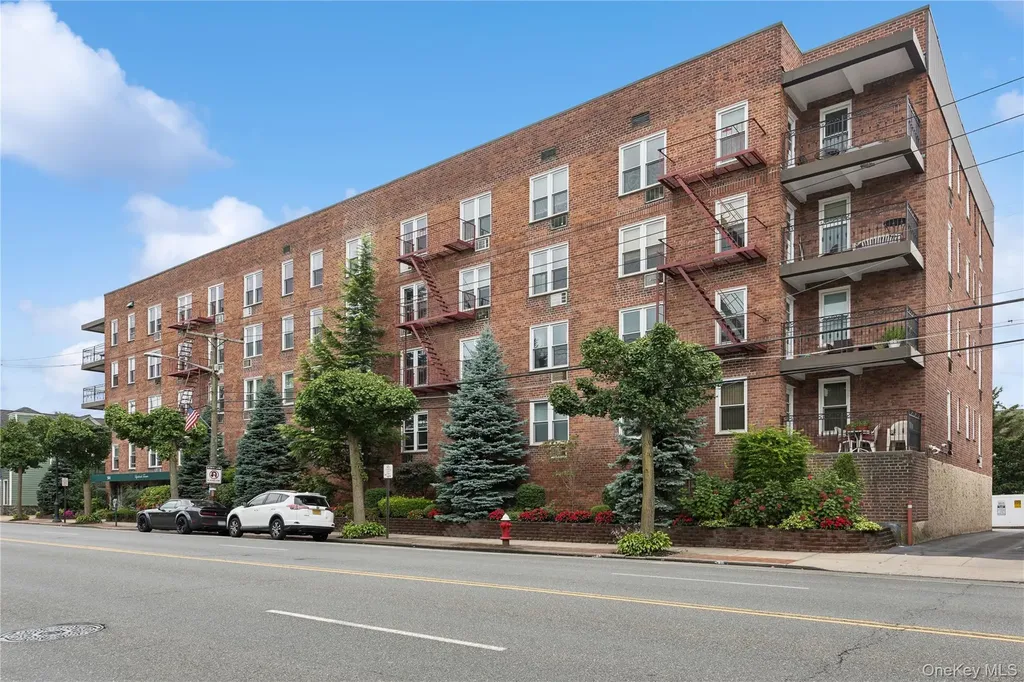 504 Merrick Road Lynbrook NY 11563