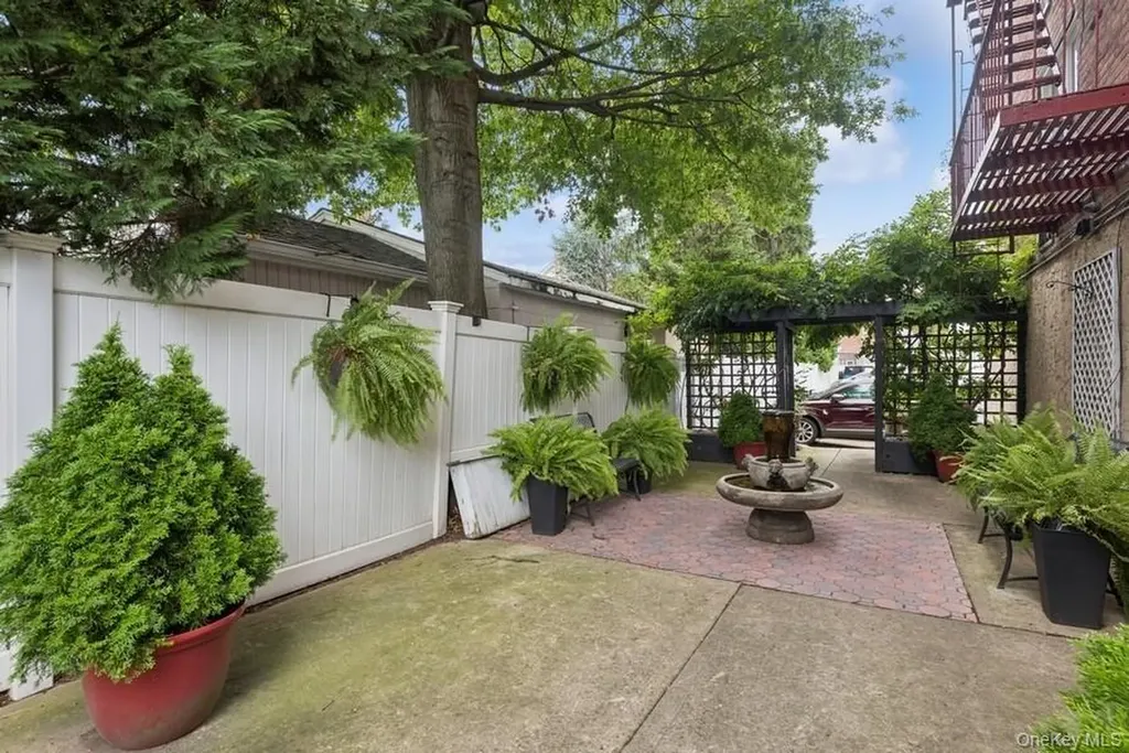 504 Merrick Road Lynbrook NY 11563