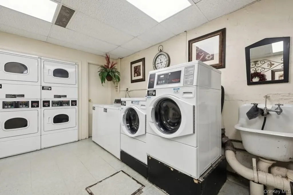 504 Merrick Road Lynbrook NY 11563