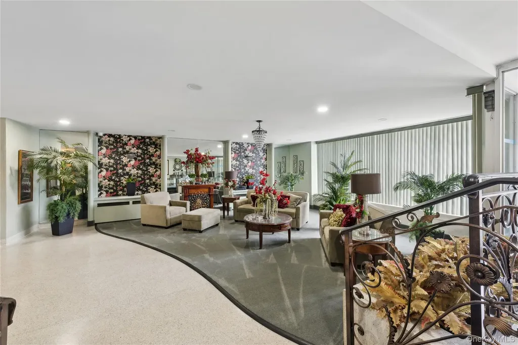 504 Merrick Road Lynbrook NY 11563