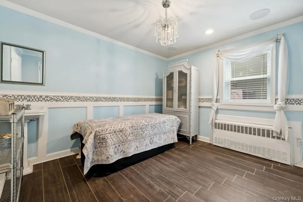 504 Merrick Road Lynbrook NY 11563