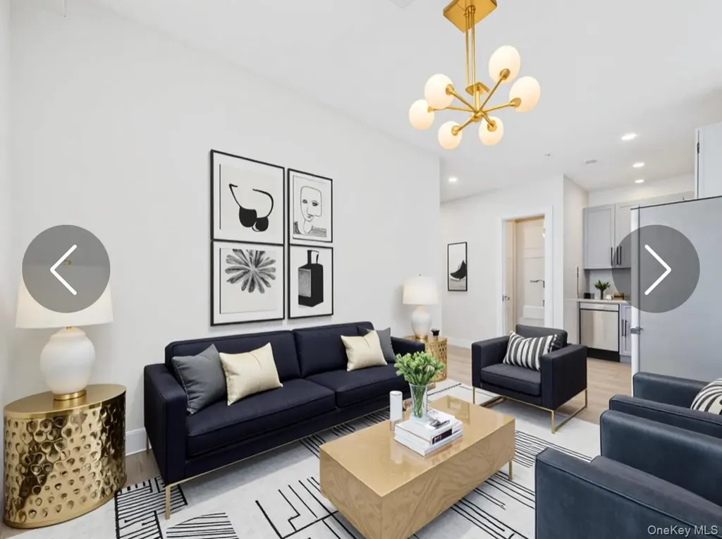 315 1m W Broadway Long Beach NY 11561