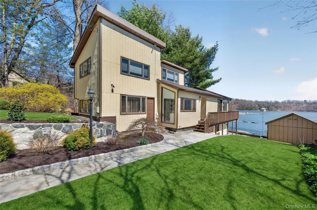 3 Lakeside Road Mahopac NY 10541