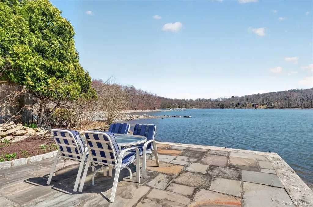 3 Lakeside Road Mahopac NY 10541