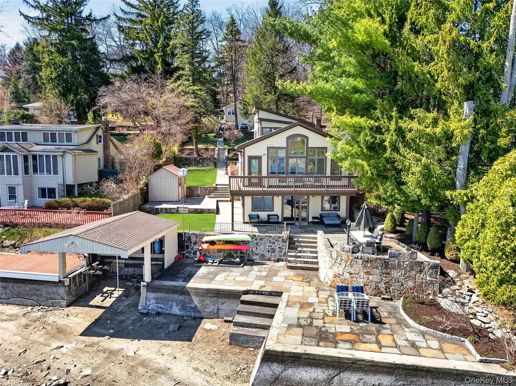 3 Lakeside Road Mahopac NY 10541