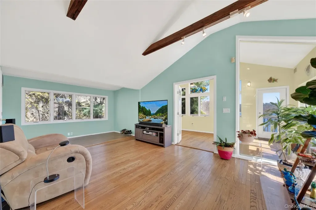 3 Lakeside Road Mahopac NY 10541