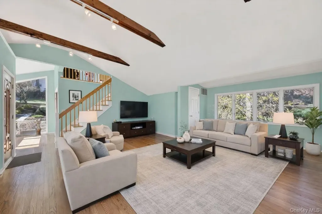 3 Lakeside Road Mahopac NY 10541