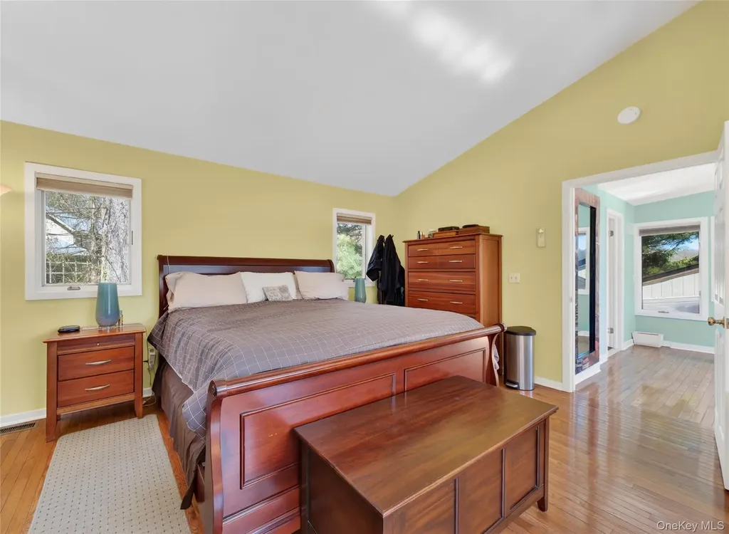 3 Lakeside Road Mahopac NY 10541