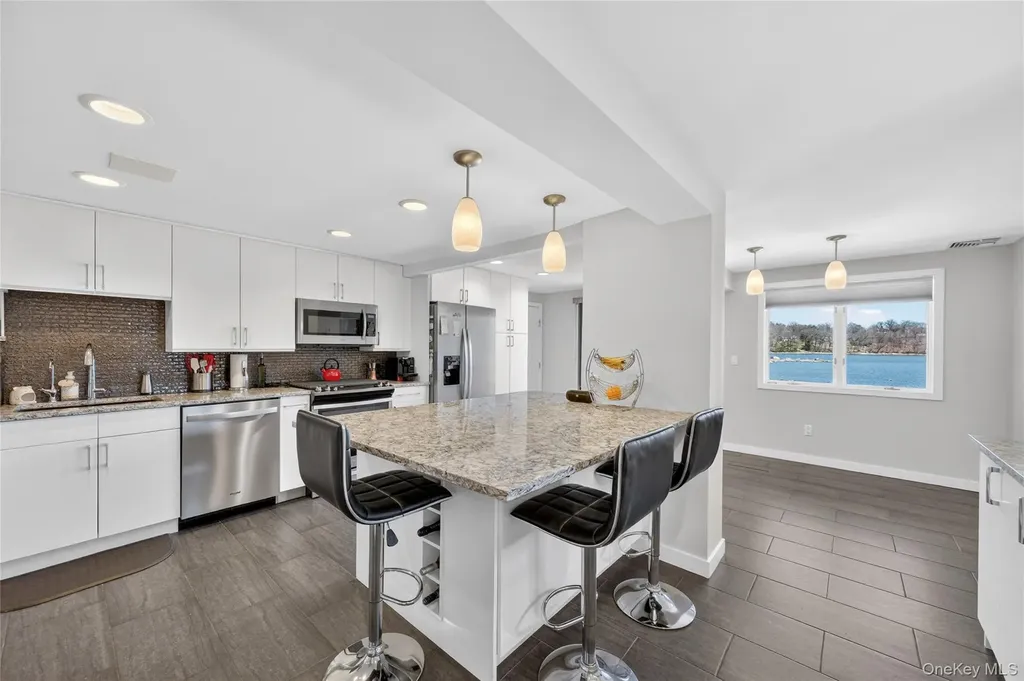 3 Lakeside Road Mahopac NY 10541