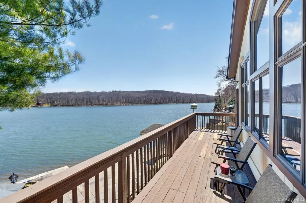 3 Lakeside Road Mahopac NY 10541