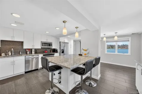 3 Lakeside Road Mahopac NY 10541