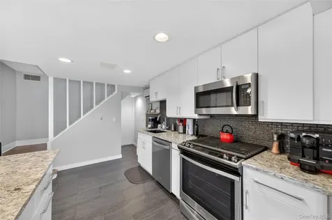 3 Lakeside Road Mahopac NY 10541
