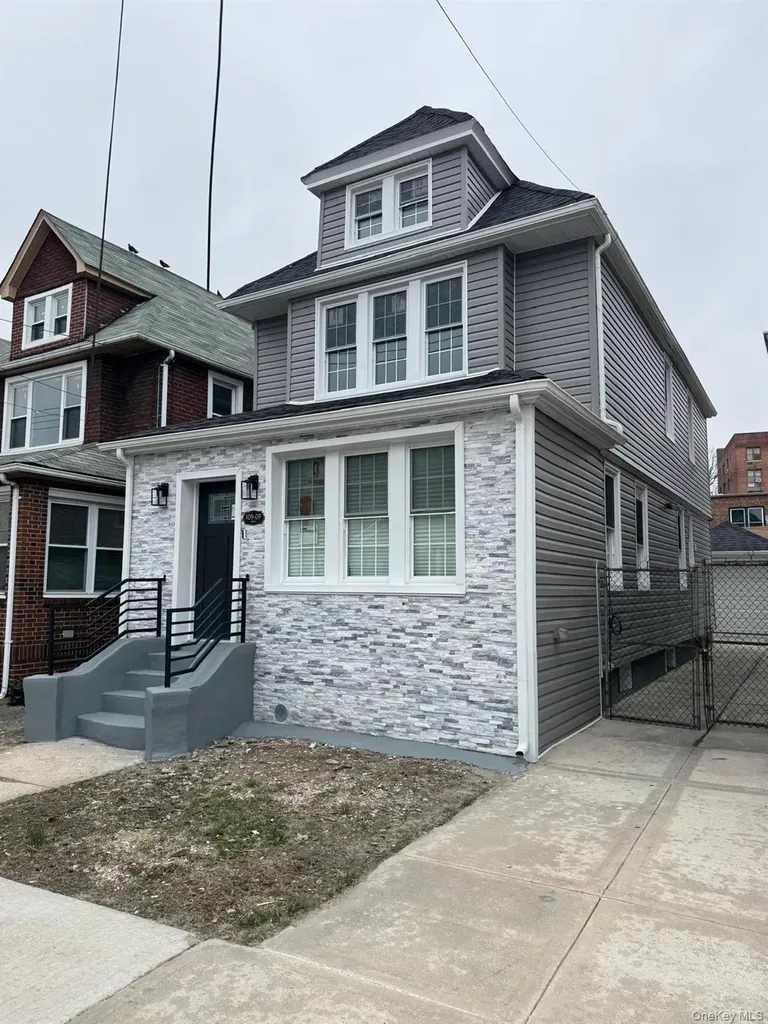 10909 169th Place Jamaica NY 11433